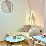 Pink Sissi Hideaway Mit Seeblick Апартаменты *