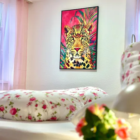 Pink Sissi Hideaway Mit Seeblick * Bregenz