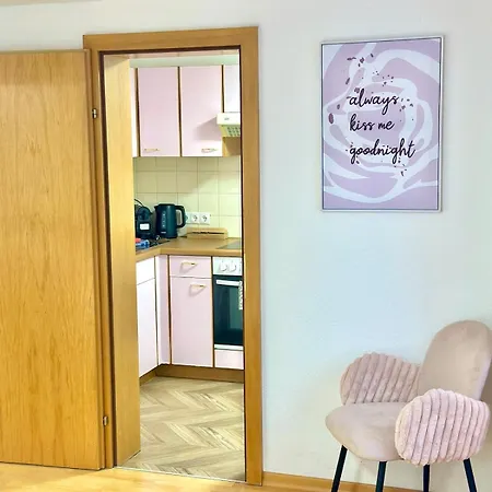 Pink Sissi Hideaway Mit Seeblick *