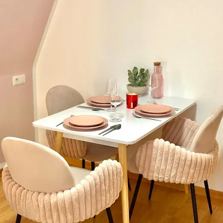 Pink Sissi Hideaway Mit Seeblick * Bregenz